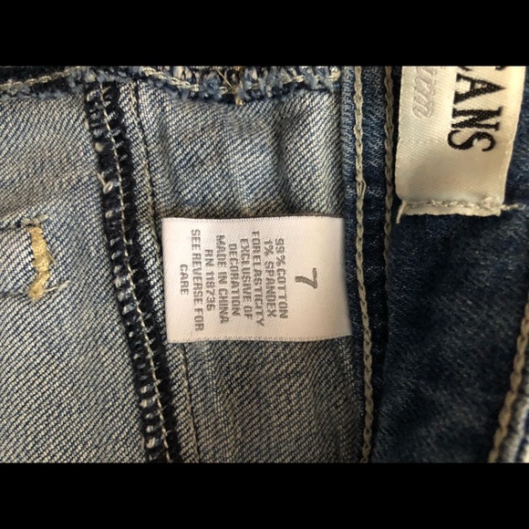 Distressed Shorts - Picture 3 of 3